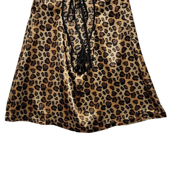Seven til Midnight Leopard Print Halter Tie back Negligee Size Large - Picture 7 of 11